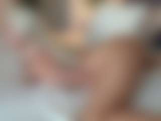 missjuliaa's Live Sex Cam Show