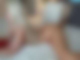 missjuliaa's Live Sex Cam Show