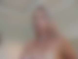 missjuliaa's Live Sex Cam Show