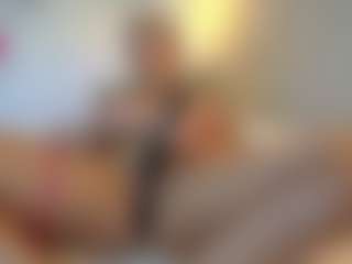 missjuliaa's Live Sex Cam Show