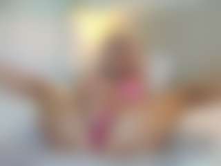 missjuliaa's Live Sex Cam Show