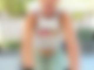 missjuliaa's Live Sex Cam Show