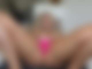 missjuliaa's Live Sex Cam Show