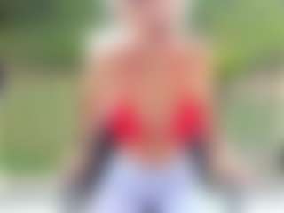 missjuliaa's Live Sex Cam Show