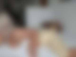 missjuliaa's Live Sex Cam Show