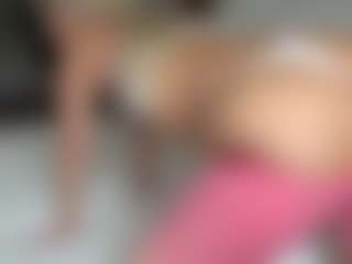 missjuliaa's Live Sex Cam Show
