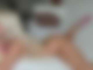 missjuliaa's Live Sex Cam Show