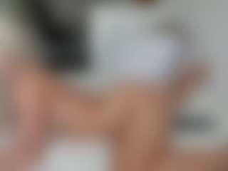 missjuliaa's Live Sex Cam Show