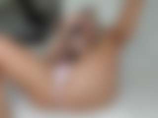 missjuliaa's Live Sex Cam Show