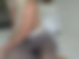 missjuliaa's Live Sex Cam Show
