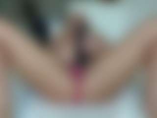 missjuliaa's Live Sex Cam Show