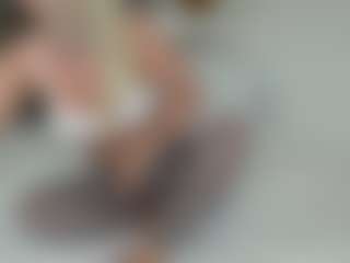 missjuliaa's Live Sex Cam Show