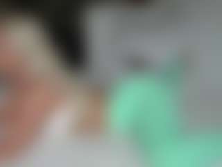 Live cam show with missjuliaa - Strip Curvy on nudelive.tv