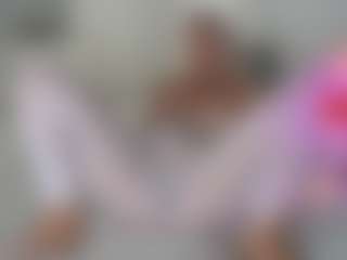 missjuliaa's Live Sex Cam Show