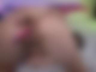 Live cam show with Tiffany - Brown Hair on SquirtSoMuch | united states