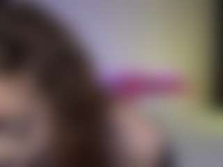 Tiffany MILF webcam performer live streaming