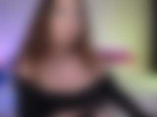 Live cam show with Tiffany - Thin on live18s.com