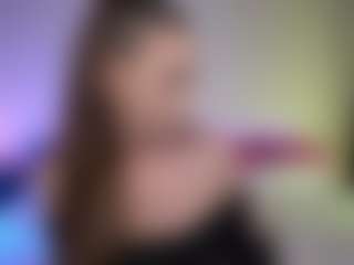Live cam show with Tiffany - MILF on livesuperchat.net