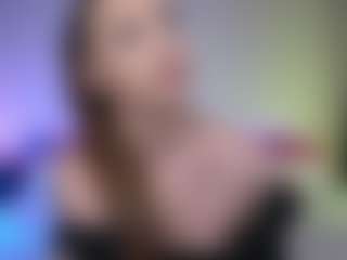 Live cam show with Tiffany - Bedroom on Latina Girls