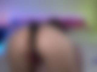 Live cam show with Tiffany - Living Room on Mixed Magazine Live