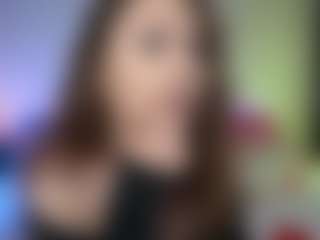 Live cam show with Tiffany - Thin on livesuperchat.net