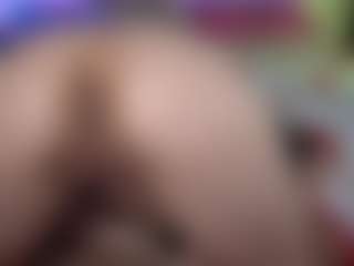 Live cam show with Tiffany - Curvy Small Tits on ObeyMaria