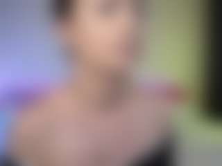 Tiffany MILF webcam performer live streaming