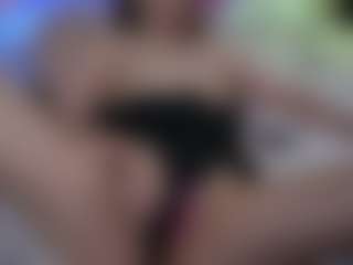 Live cam show with Tiffany - Brown Hair Petite on Camsoda