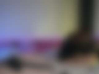 Live cam show with Tiffany - Striptease MILF on CamSodaAdn
