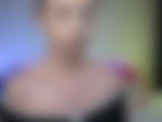 Tiffany MILF webcam performer live streaming