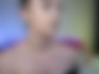 Tiffany MILF webcam performer live streaming