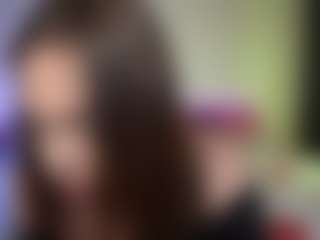 Tiffany MILF webcam performer live streaming