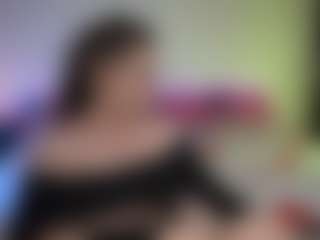 Live cam show with Tiffany - Bedroom on madthumbs
