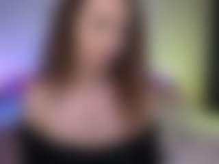 Live cam show with Tiffany - Petite on Hubzter Live