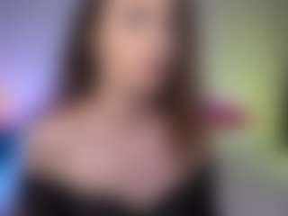 Live cam show with Tiffany - Brown Hair MILF on https://playwithruby.com