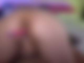 Live cam show with Tiffany - Dildo Or Vibrator on Camsoda