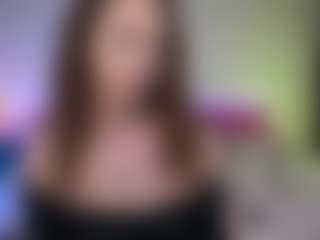 Live cam show with Tiffany - Petite on Camsoda