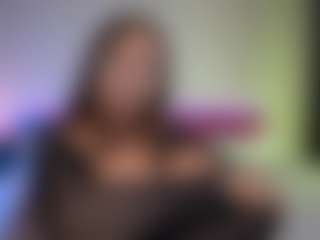 Live cam show with Tiffany - Fingering MILF on StripNow