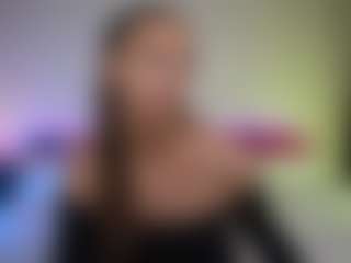Tiffany MILF webcam performer live streaming
