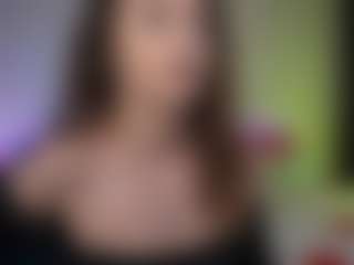Live cam show with Tiffany - Striptease on milfzrlive.com