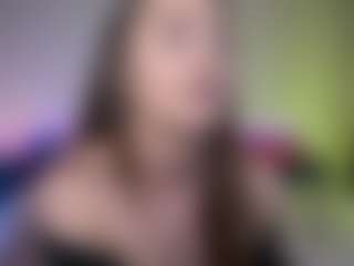 Tiffany, modelo webcam MILF transmitiendo en vivo