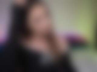 Tiffany MILF webcam performer live streaming