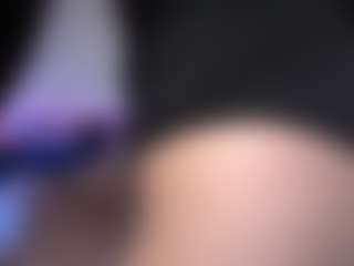 Live cam show with Tiffany - Handjob on CamClone