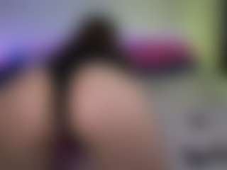 Live cam show with Tiffany - Brown Hair MILF on SinfulBabes