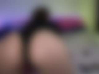 Live cam show with Tiffany - Skinny MILF on madthumbs