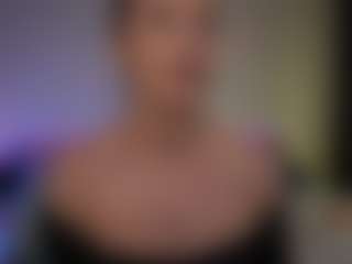 Live cam show with Tiffany - Striptease on Mixed Magazine Live