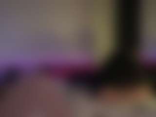 Live cam show with Tiffany - Petite on Camsoda