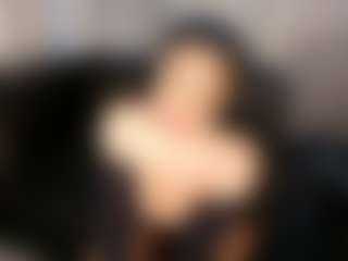 Desire Rodriguez's Live Sex Cam Show