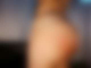 Desire Rodriguez's Live Sex Cam Show