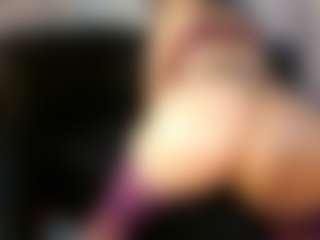Desire Rodriguez's Live Sex Cam Show